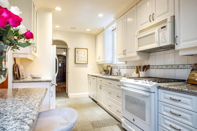 Additional image 20 of 18 Rolph Rd