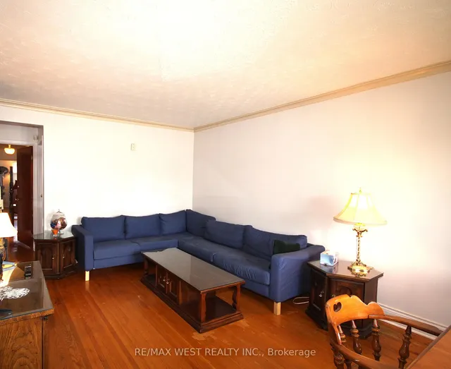 Additional image 12 of 23 Cove Dr