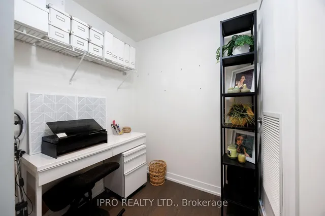 Additional image 23 of 51 Lady Bank Rd Unit 203