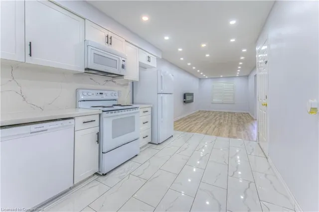 Additional image 7 of 12 Whitedeer Rd Unit 2