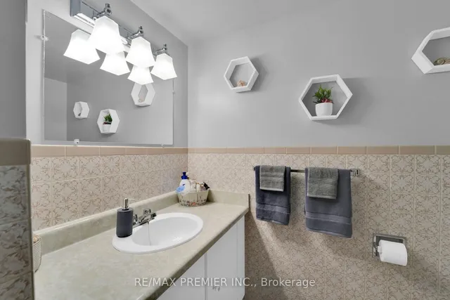 Additional image 34 of 6 Paloma Pl