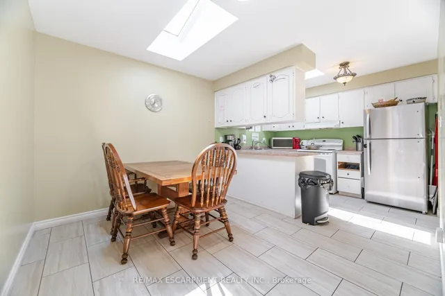 Additional image 17 of 178 Athenia Dr