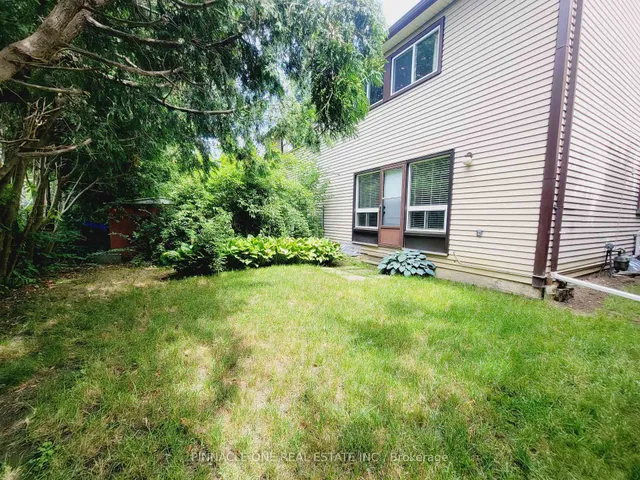 Additional image 43 of 61 Applegate Cres