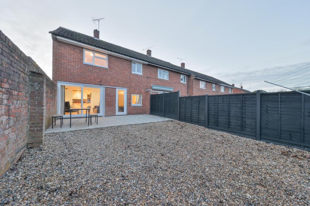 Additional image 16 of Pond Croft, Hatfield