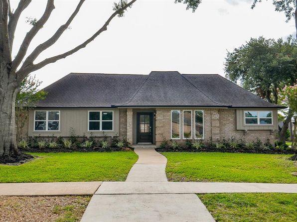 14835 Charlmont Dr, Houston, TX 77083