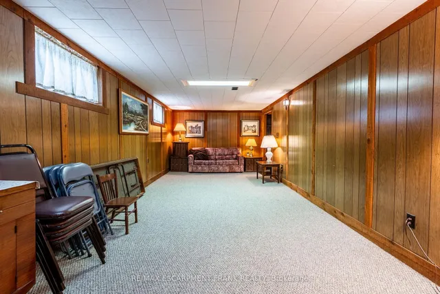 Additional image 39 of 6 DEAN Ave