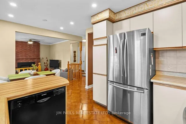 Additional image 15 of 64 Abbot Dr