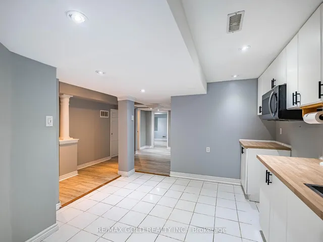 Additional image 30 of 37 Alice Springs Cres