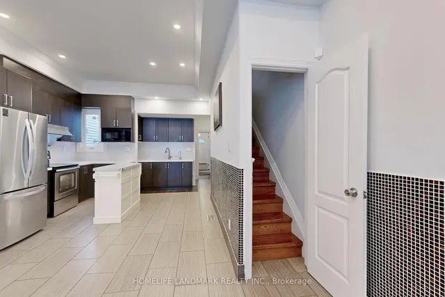 Additional image 18 of 692 Gerrard St