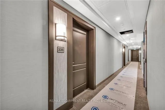 Additional image 3 of 10 MALLARD Tr Unit 335