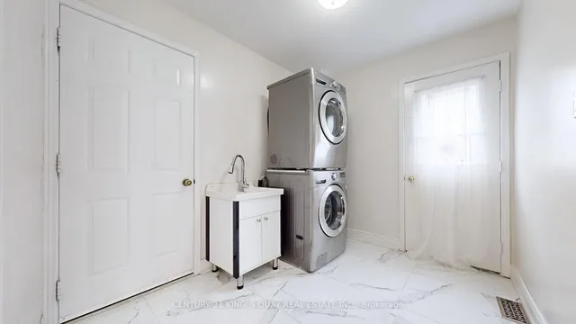 Additional image 21 of 54 Garnier Crt