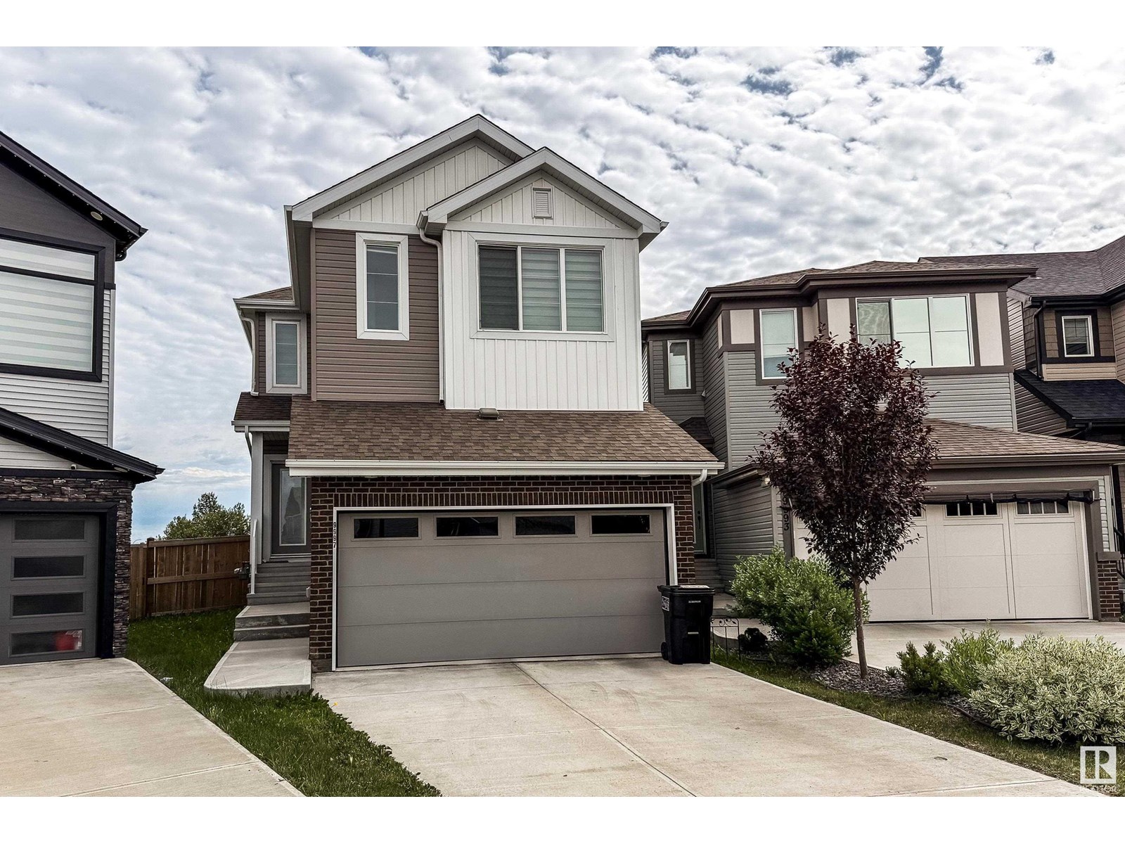 9997 205A ST NW|Edmonton, Alberta T5T7N4