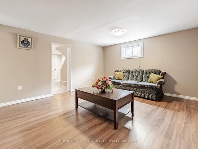 房产图片 23 - 61 Wise Cres