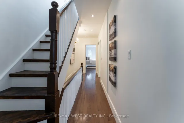 Additional image 23 of 52 Woodycrest Ave