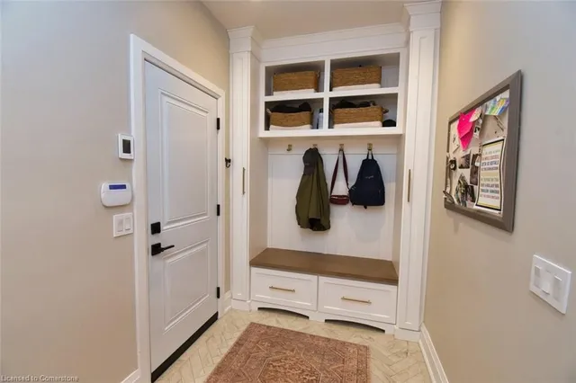 Additional image 27 of 98 Moore Cres