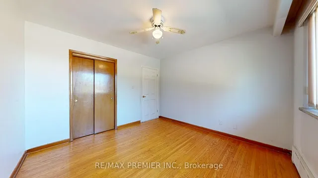 Additional image 15 of 574 Queens Dr