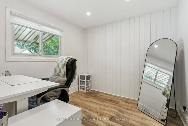 Additional image 22 of 276 Normanhurst Ave