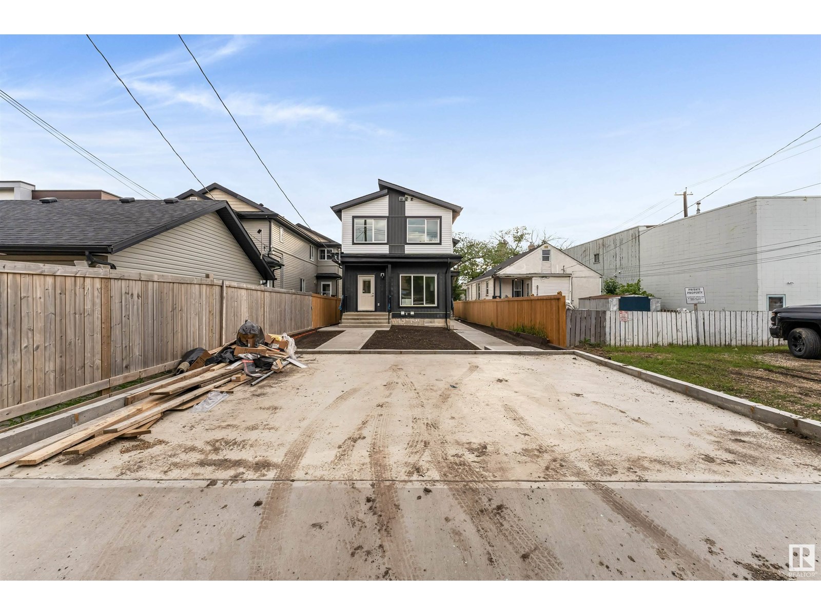 11445 101 ST. NW|Edmonton, Alberta T5G2A9