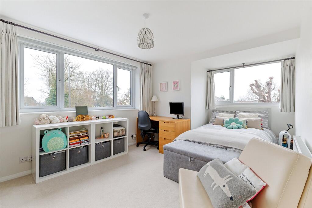 Additional image 11 of Tennyson Road, Harpenden, Hertfordshire, AL5