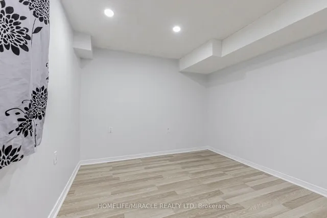 Additional image 43 of 41 Sunny Glen Cres