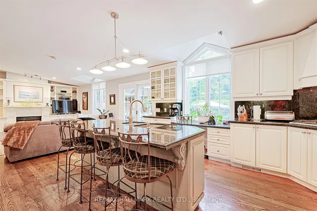 Additional image 12 of 4 Rykert Cres