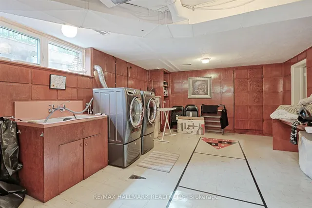 Additional image 30 of 1616 Islington Ave