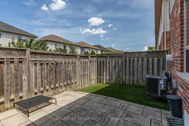 Additional image 44 of 56 Marina Point Cres