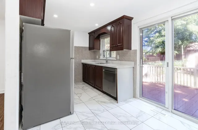 Additional image 15 of 59 Burkwood Cres