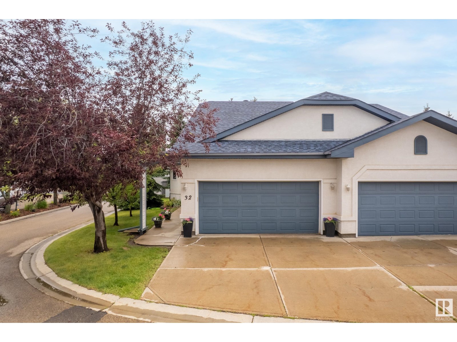 #32 8 Dechene RD NW|Edmonton, Alberta T6M2S5