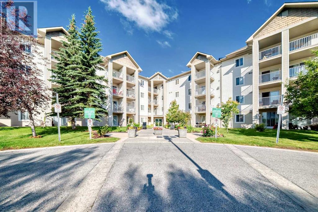 425, 1717 60 Street SE|Calgary, Alberta T2A7Y7