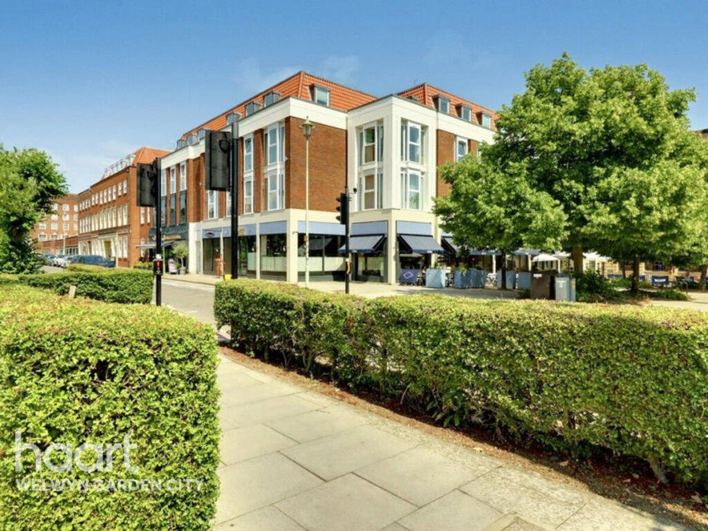 Fountain House, Parkway, WELWYN GARDEN CITY