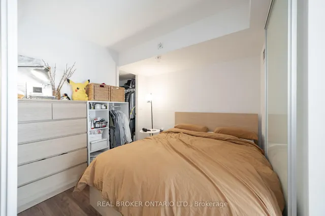 Additional image 8 of 36 Lisgar St Unit 908E