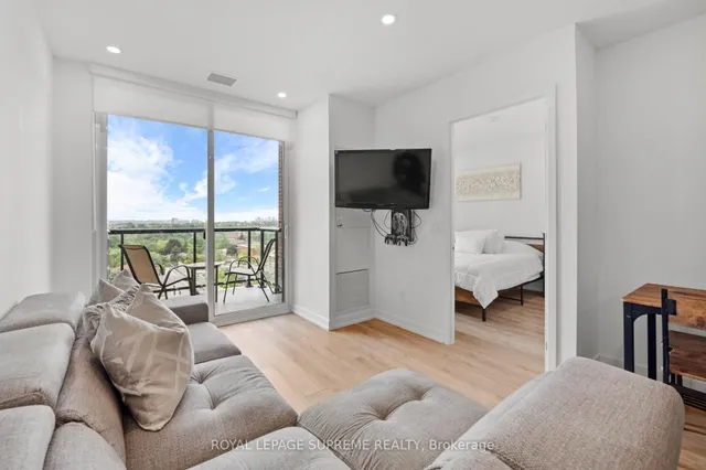 Additional image 15 of 3100 Keele St Unit 925