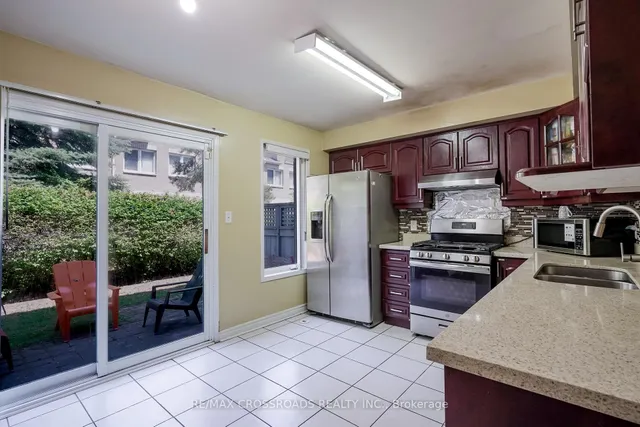 Additional image 11 of 29 Rosebank Dr Unit 206