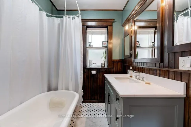 Additional image 20 of 176 Sherman Ave