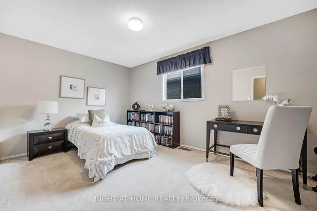 Additional image 24 of 22 Donna Dr