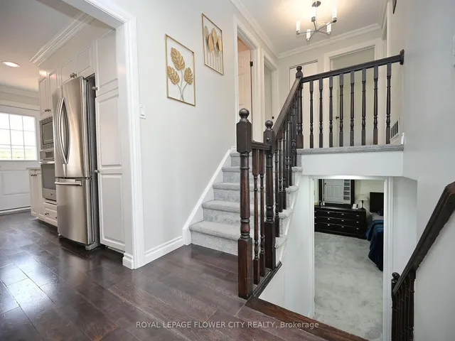 Additional image 39 of 2 Aintree Cres