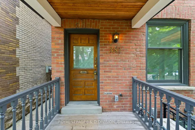 381 St Clarens Ave