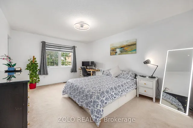 Additional image 21 of 79 Crystalview Cres