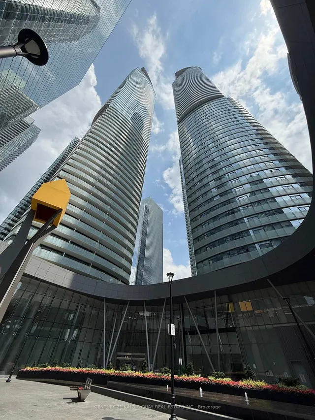 12 York St Unit 5101