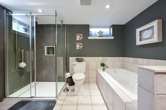 Additional image 22 of 179 Townsend Ave