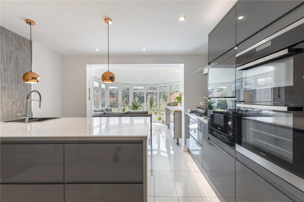 Additional image 7 of Crouch Hall Lane, Redbourn, St. Albans, Hertfordshire, AL3