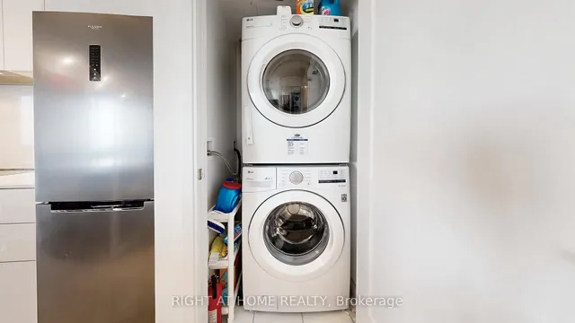 房产图片 34 - 70 Annie Craig Dr 单元 2703