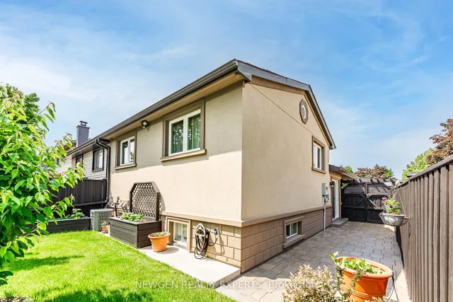 Additional image 32 of 25 Bruce Beer Dr