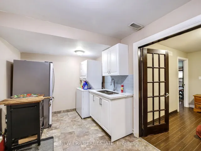 Additional image 32 of 607 Eaglewood Dr