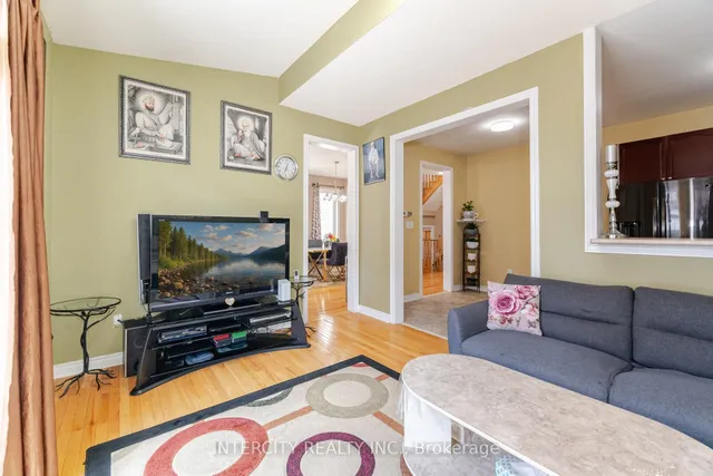 Additional image 17 of 30 Pape Dr