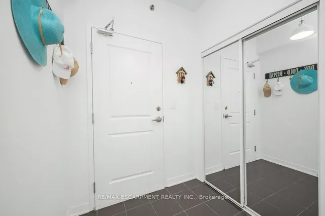 Additional image 8 of 90 Charlton Ave Unit 302