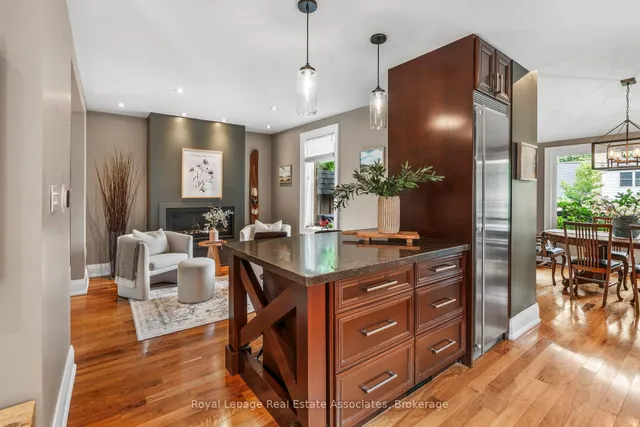 Additional image 11 of 7 Peel Ave