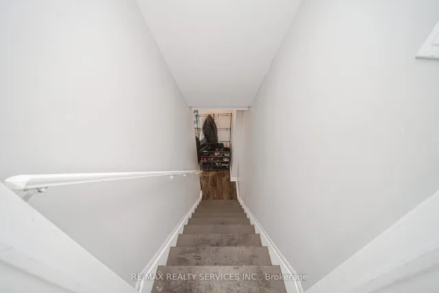 Additional image 33 of 15 Ebury Dr