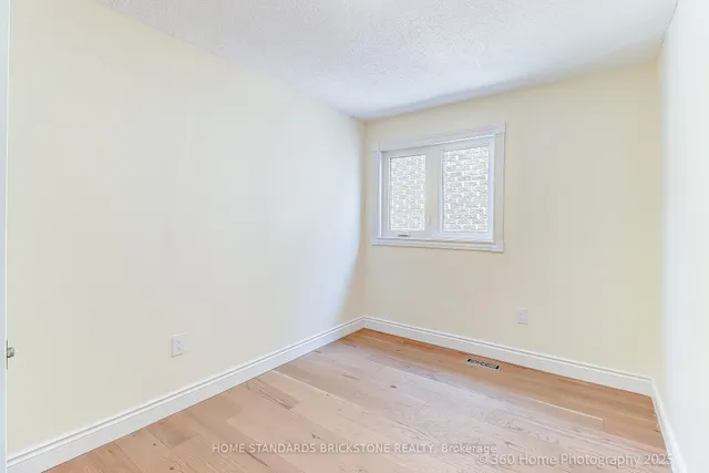 Additional image 16 of 16 Lansbury Dr